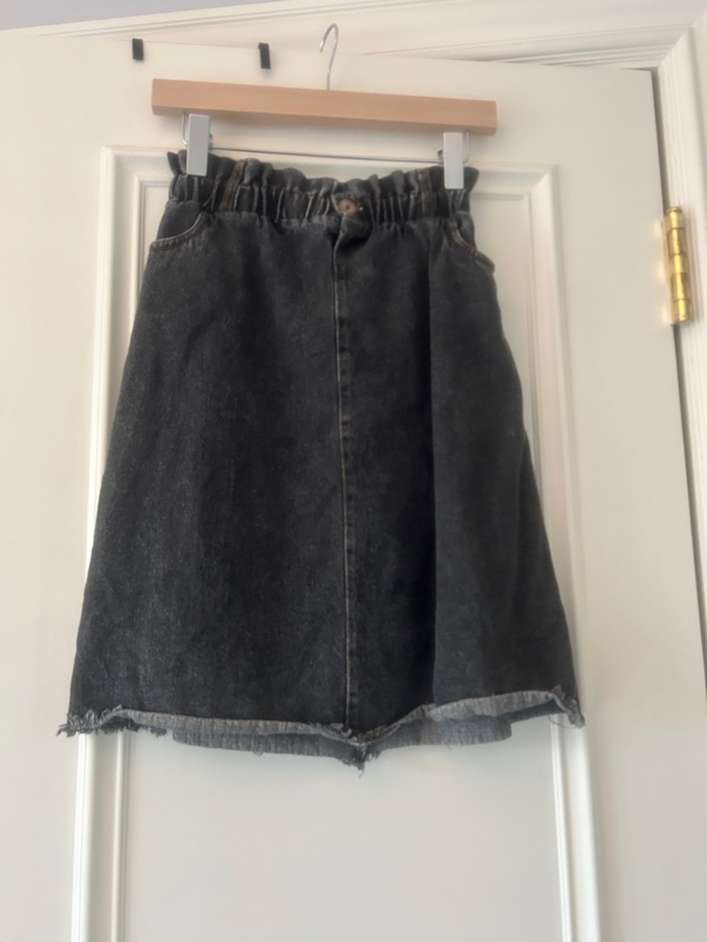 Analogie Black Denim Paperbag Waist Skirt size 8